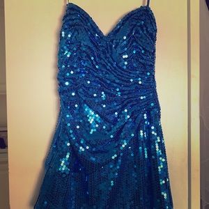 Blue sequined cocktail dress